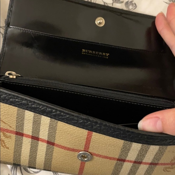 Burberry wallet - Picture 3 of 5
